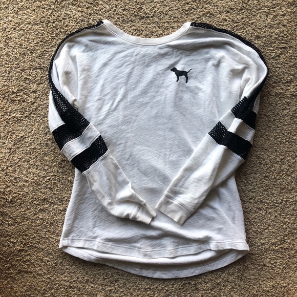 PINK Victoria's Secret Tops - LAST CHANCE 🌸 PINK VS longsleeve shirt